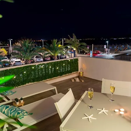 Apartmán Veronica Beachfront By Feseal *